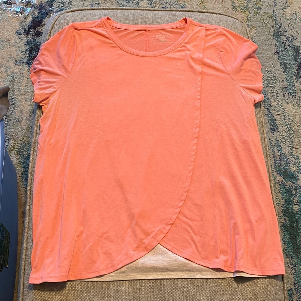 Motherhood Maternity Nursing Short Sleeve Top